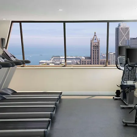 Hampton Inn Chicago Downtown/Magnificent Mile-3